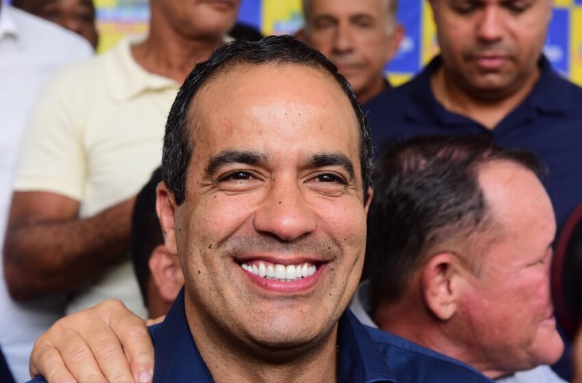 Bruno Reis não paga o piso e professores de Salvador entram em greve