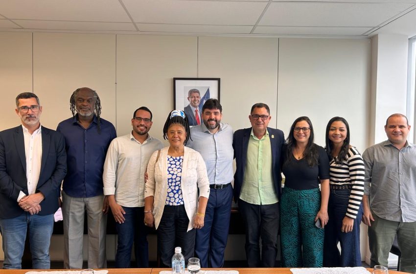Loyola articula com vereadores da oposição soluções para esgotamento e drenagem em Salvador