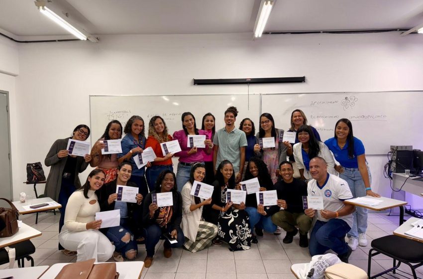 Lauro de Freitas promove capacitação para reforçar acolhimento humanizado na saúde mental