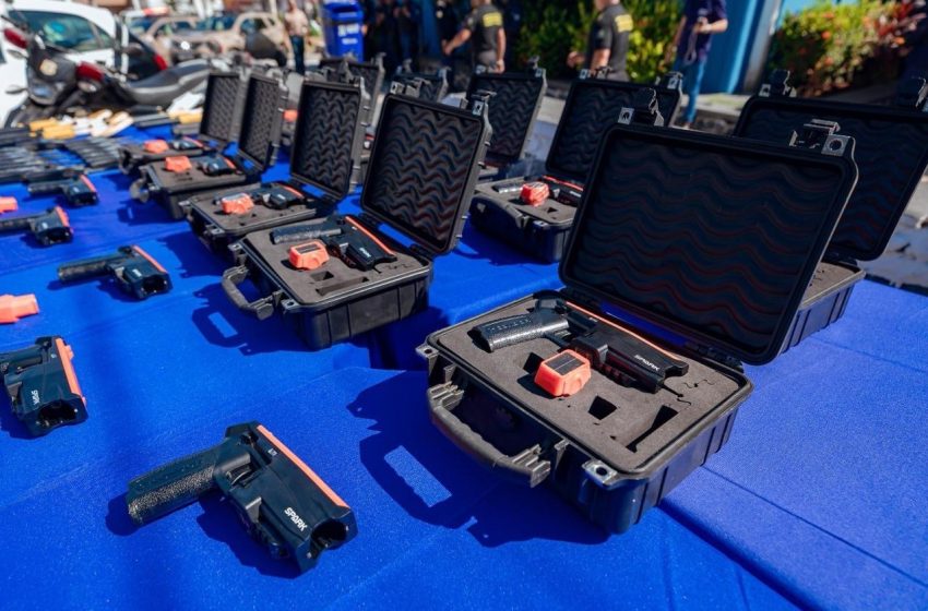 Guarda Municipal de Lauro de Freitas passa a usar pistolas elétricas não letais; saiba mais