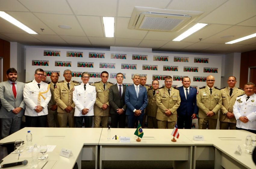 Jerônimo promove oito oficiais ao posto de coronel e autoriza ascensão de mais 240 na PM e Corpo de Bombeiros