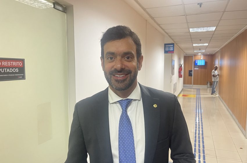 Tiago Correia elogia gestão de Ivana Bastos e destaca produtividade da ALBA no primeiro semestre