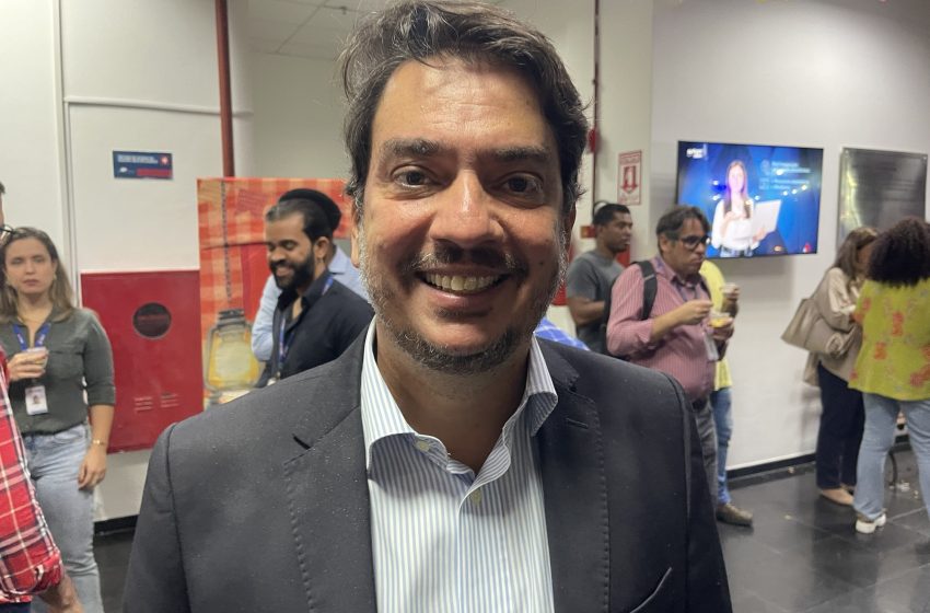 Pedro Tavares elogia gestão de Ivana Bastos e defende oposição responsável na ALBA: “Não jogamos pedras, apontamos soluções”