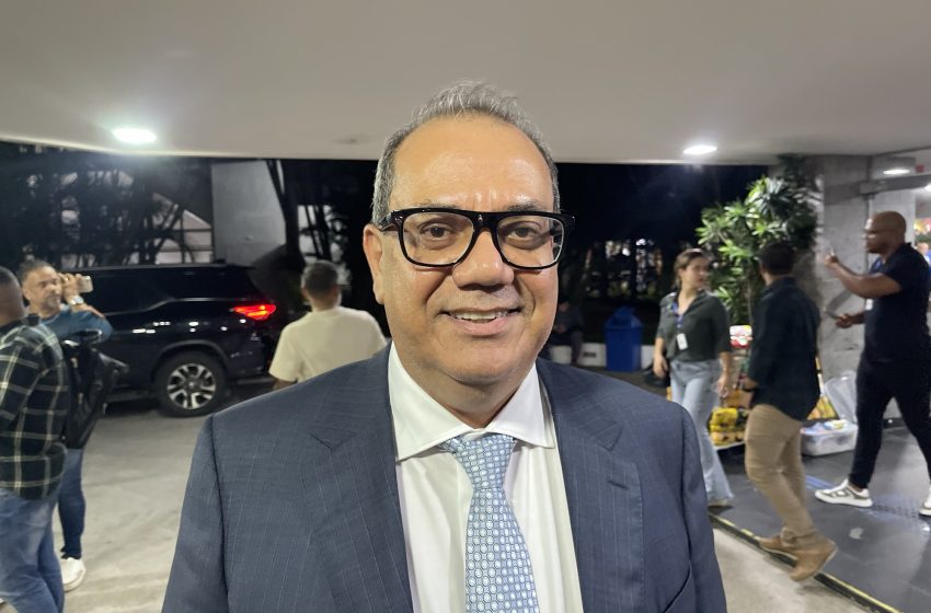 Carlos Muniz descarta federação com o Podemos e diz que PSDB apoiará candidato indicado pelo partido ao governo do estado : “Tudo ainda está em aberto”