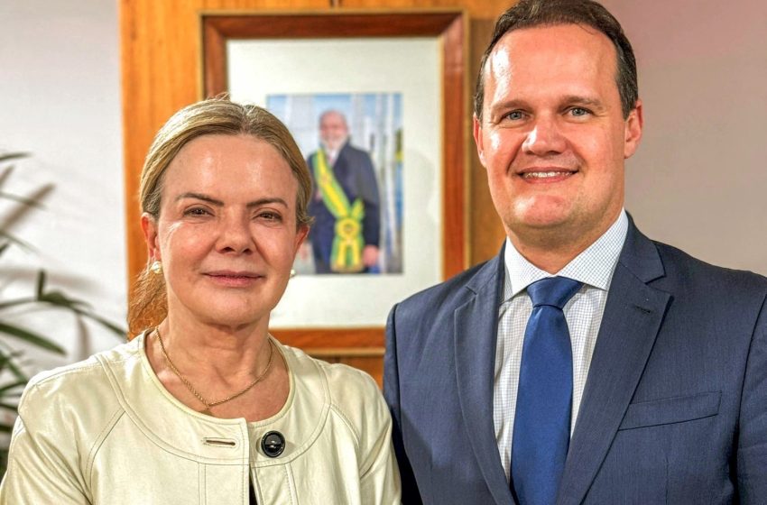 Júlio Pinheiro agradece a Lula por der escolhido coordenar relações institucionais do Governo Federal: “Missão importantíssima“