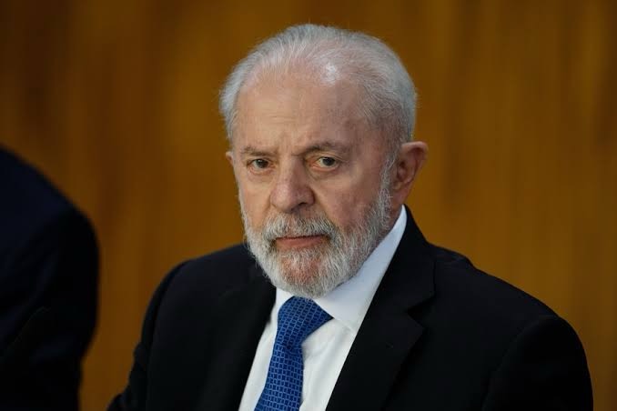 Lula assina acordo com Interpol e reforça combate ao crime internacional; Zambelli entra na lista de procurados