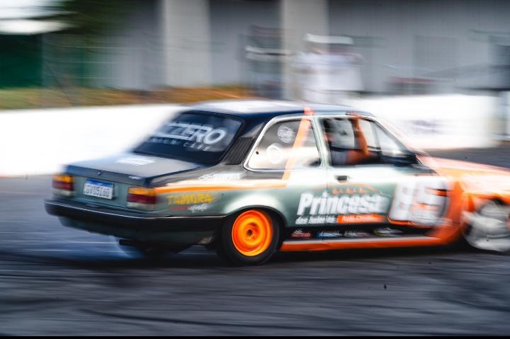 Princesa Motor Show traz manobras e exposição de carros para Lauro de Freitas