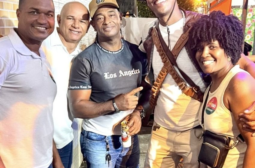 Tinho declara apoio a Lula Maciel durante tradicional Forró em Lauro de Freitas