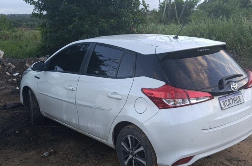 Veículo roubado é recuperado pela PM em Lauro de Freitas com apoio da SEMOB