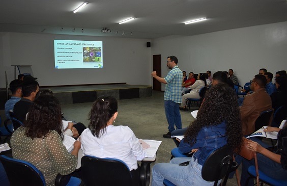 Encontro capacita vigilâncias sanitárias municipais da região de Irecê