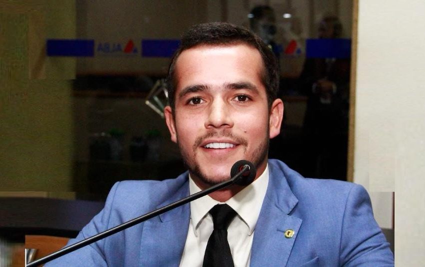 Matheus Ferreira festeja desenvolvimento da cidade de Vera Cruz