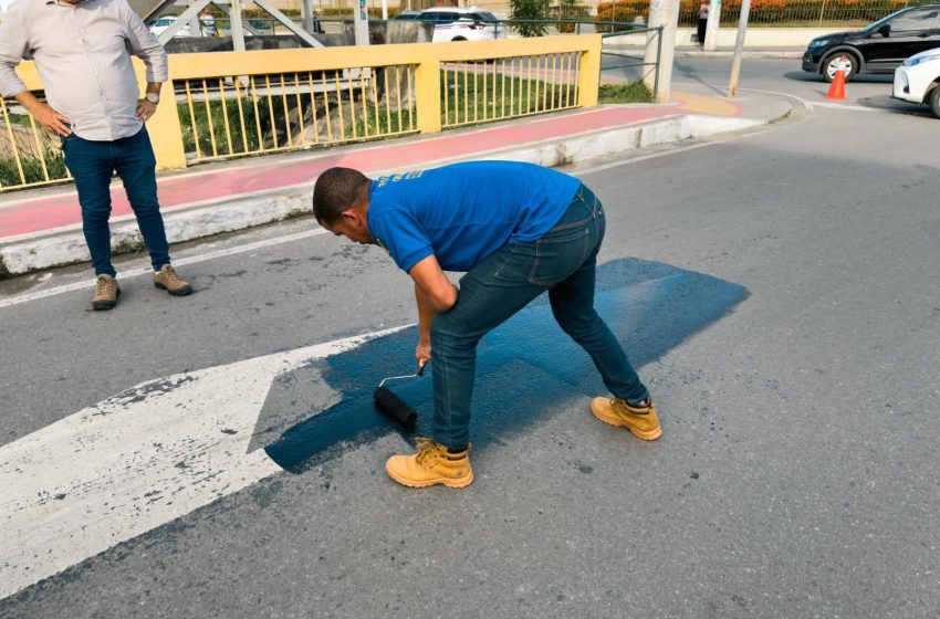 Prefeitura corrige sinalização viária para garantir mais segurança no trânsito
