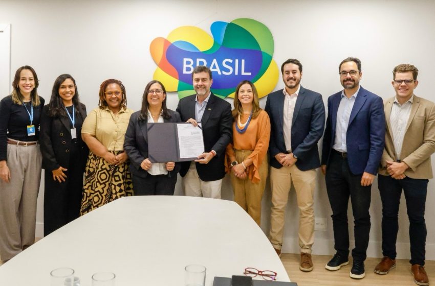 Prefeitura de Salvador e Embratur assinam acordo para fortalecer a promoção internacional do turismo da capital baiana