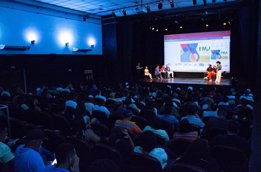 Fazedores de cultura de Lauro de Freitas debatem recursos da PNAB durante Audiência Pública
