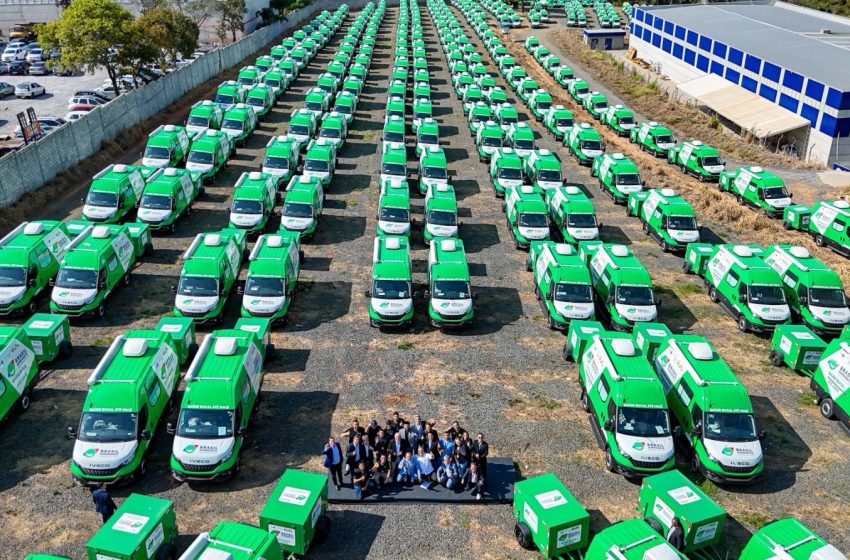 Lula entrega 54 unidades odontológicas móveis para a Bahia e reforça liderança do estado em saúde bucal