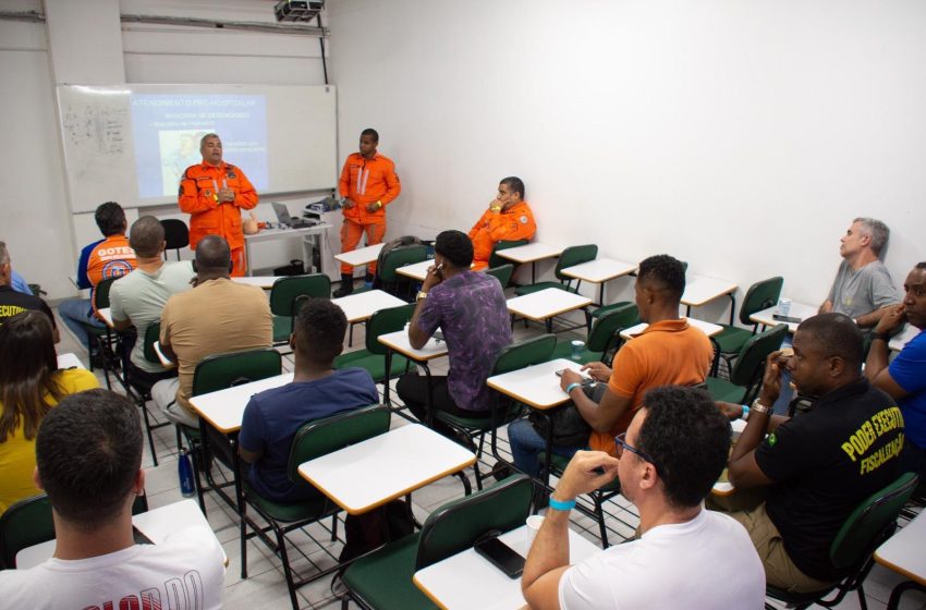 Curso prepara profissionais para emergências em espaços públicos