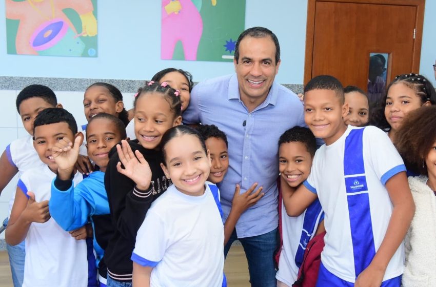 Prefeitura inaugura escola com piscina e laboratório em Sussuarana; unidade é a 35ª entregue pela gestão desde 2021
