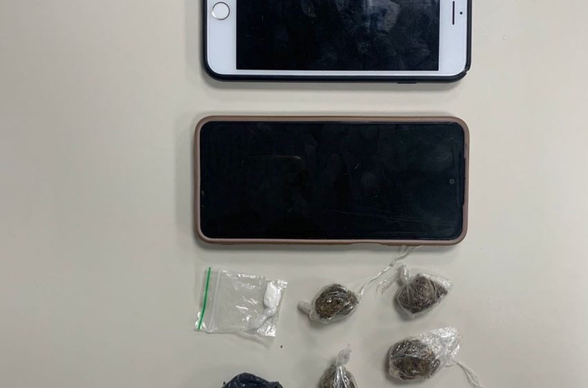 Trio suspeito de tráfico é preso pela PM em Camaçari