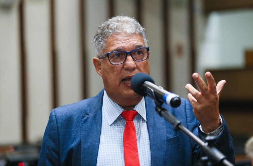No retorno dos trabalhos legislativos, Rosemberg afirma que Parlamento estará atento para impedir prejuízo a setor produtivo baiano após tarifaço de Trump