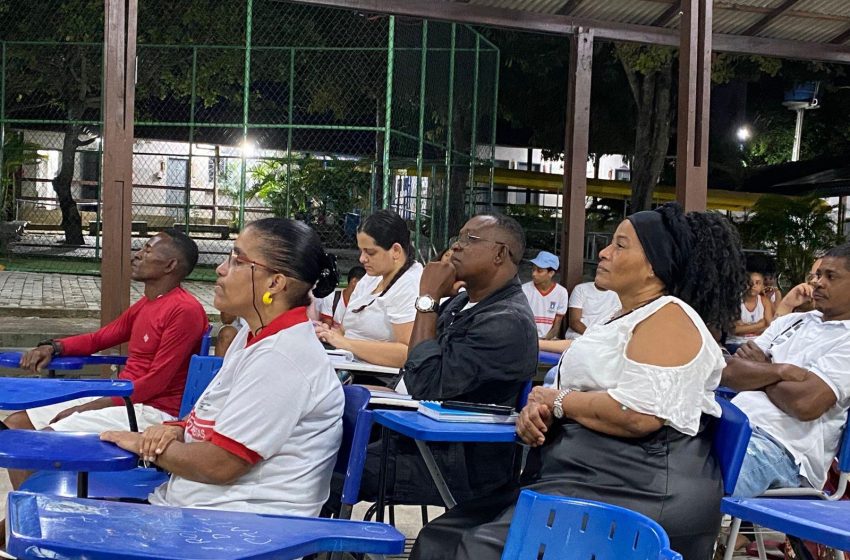 Prefeitura realiza Semana do Empreendedorismo para estudantes do EJA