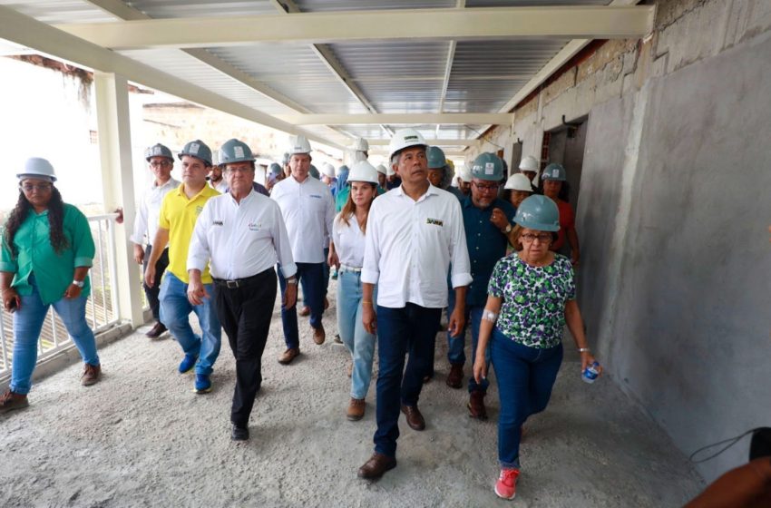 No Dia do Feirante, Jerônimo visita obras da Feira de São Joaquim e autoriza recuperação do atracadouro