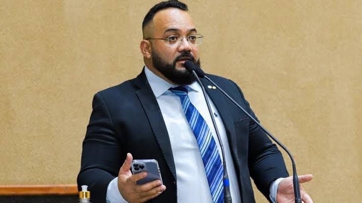 ‘Brasil se iguala a regimes que perseguem opositores e religiosos’, diz Leandro de Jesus