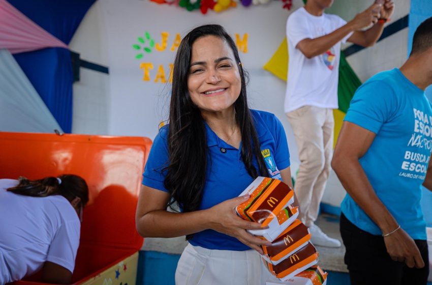 Débora Regis celebra parceria do McDia Feliz e leva alegria para estudantes da rede municipal