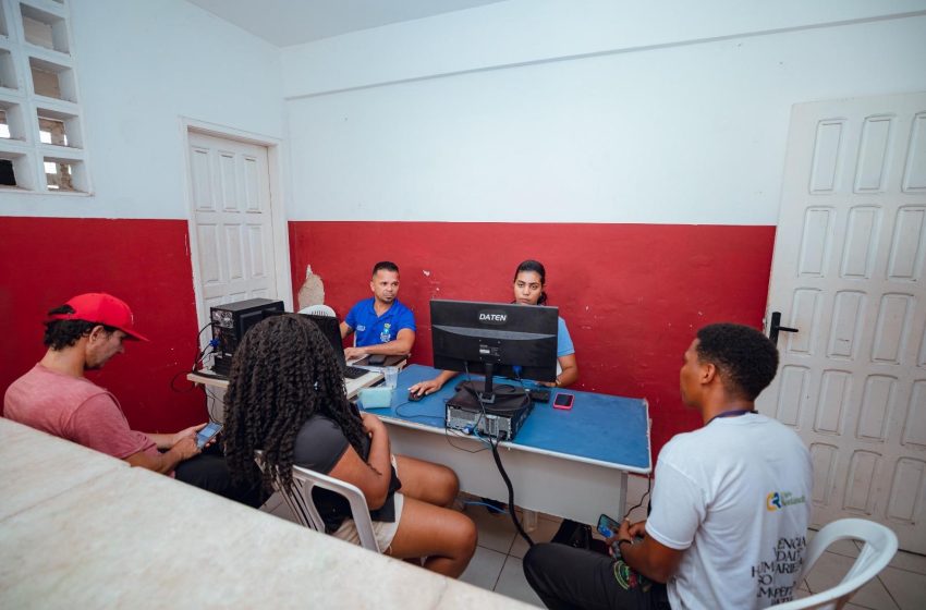 Lauro de Freitas inicia plantão presencial do Cadascult no Ginásio de Esportes