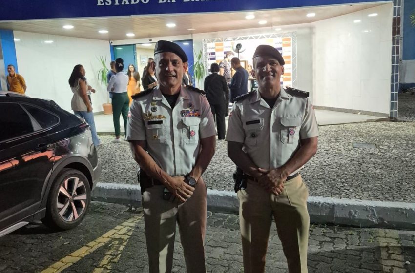 Comandante do 12º BPM participa de homenagem aos Obreiros da Igreja Universal em Camaçari