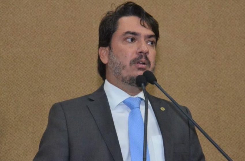 Pedro Tavares elogia gestão de Valderico Junior em Ilhéus e destaca aprovação popular de 85%