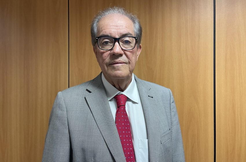  Eduardo Alencar defende revisão da regulação e propõe estudo sobre gargalos na saúde da Bahia