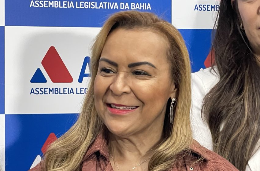 Na ALBA, Deputada Tia Ju reforça luta da Unale contra redução de cadeiras e adultização infantil