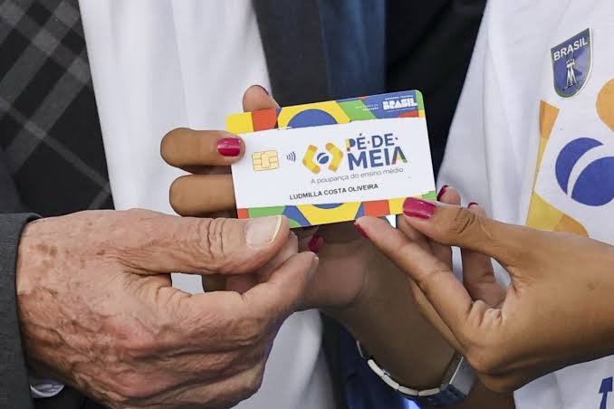Pé-de-Meia: nascidos em maio e junho recebem 6ª parcela do programa