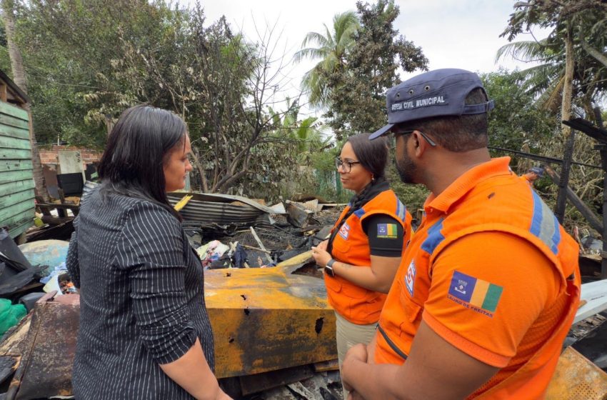 Prefeitura presta assistência a famílias após incêndio no Quingoma nesta quarta-feira (3)