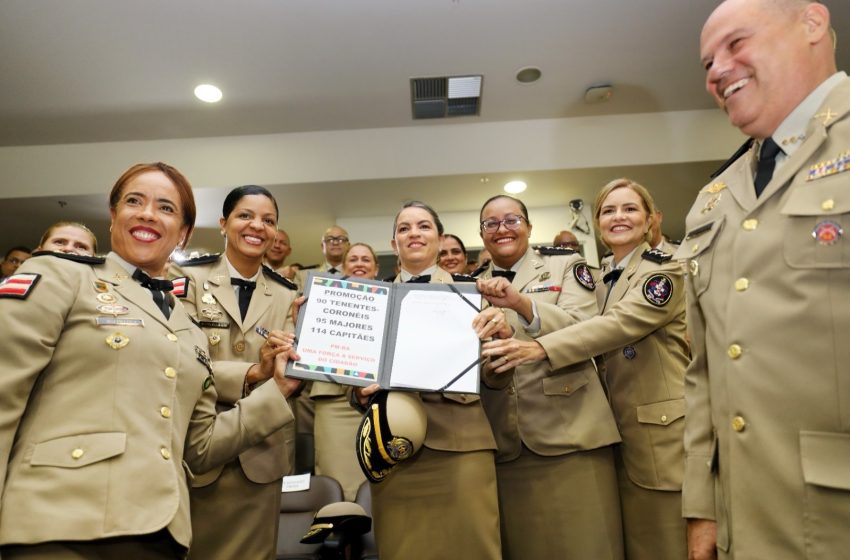 Governador sanciona leis para criação de novos comandos e promove oficiais da Polícia Militar