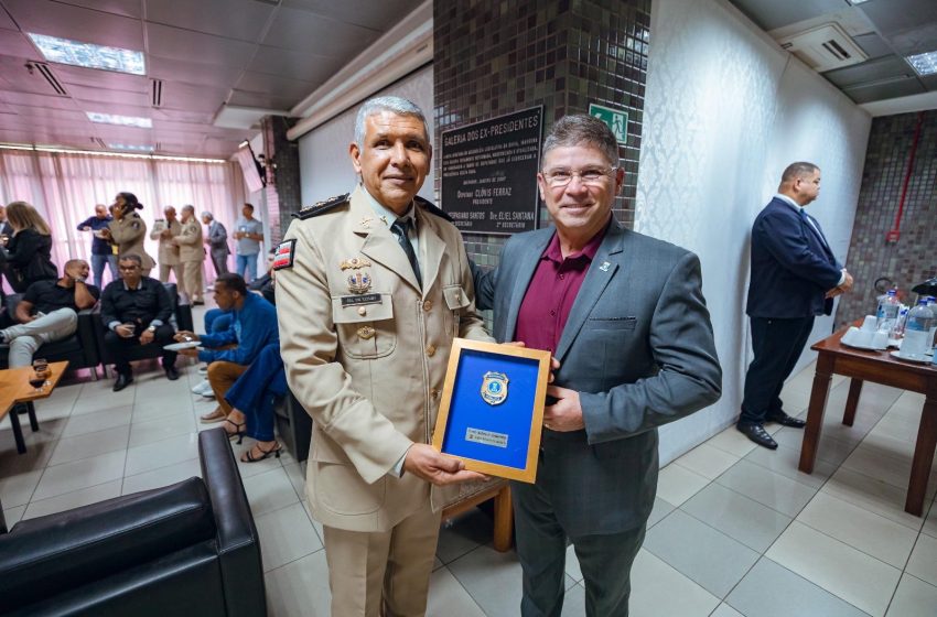 Lauro de Freitas destaca parceria com forças de segurança em homenagem ao Coronel Taylon Teixeira
