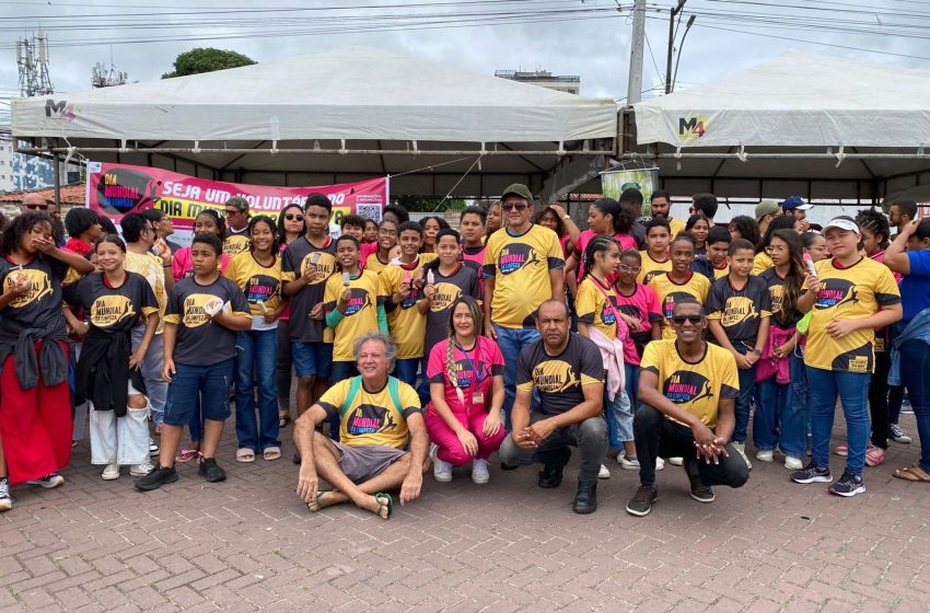 Estudantes da rede municipal transformam Parque Rosa dos Ventos em sala de aula verde