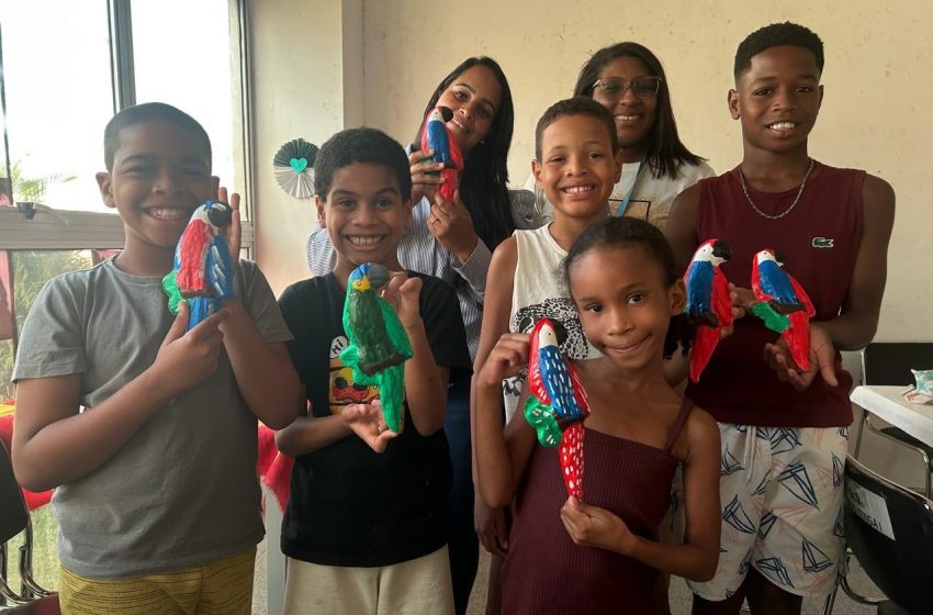 Crianças atendidas pelo CRAS Itinga I participam de oficina de pintura criativa
