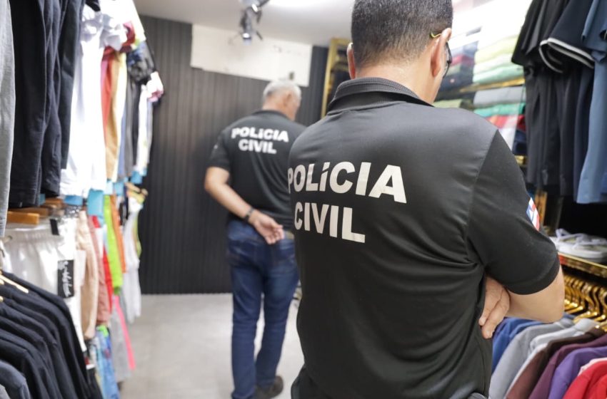 Operação Comércio Legal apreende roupas falsificadas em Lauro de Freitas