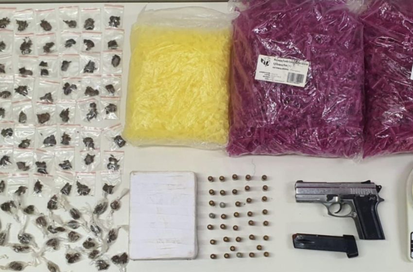 Polícia de Choque apreende arma e drogas em operação na Cascalheira