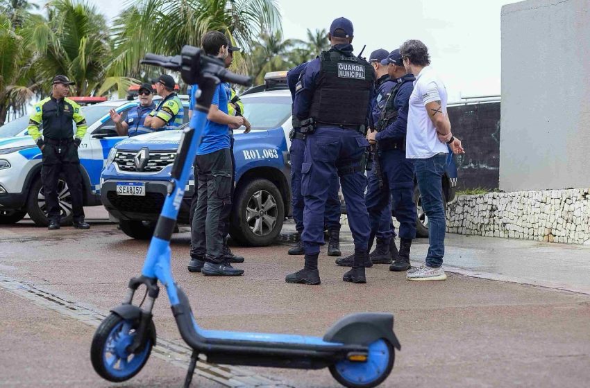Fiscalização intensifica uso de patinetes elétricos em Salvador