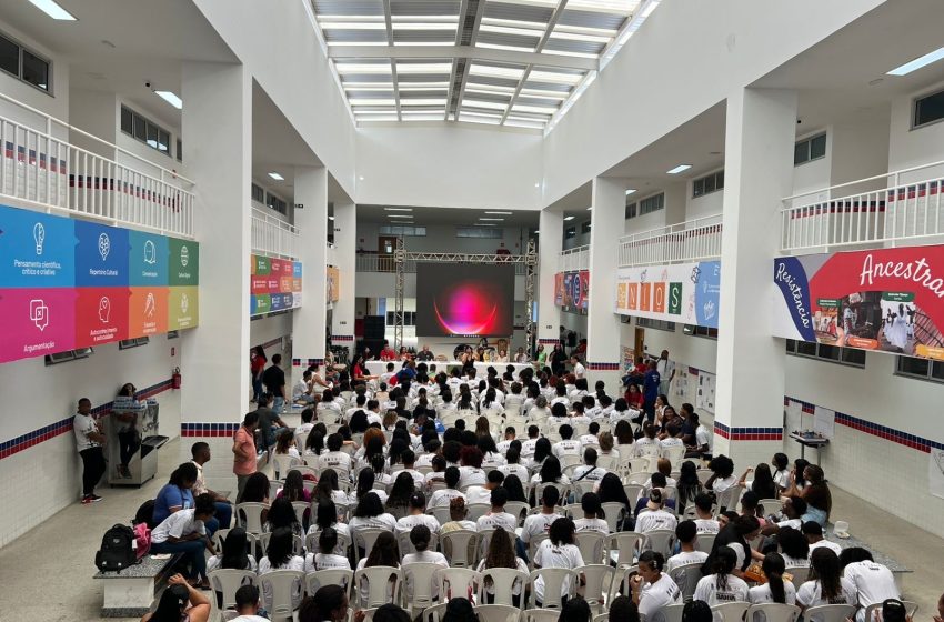 Camaçari: Seduc realiza seminário “A Escolha Profissional: Desafios, Dilemas e Expectativas”