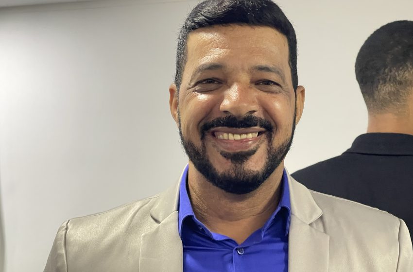 Vereador Gil de Adélia propõe grama sintética e nova iluminação para campo do Jambeiro