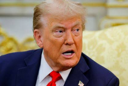 Trump ameaça novas sanções contra autoridades brasileiras