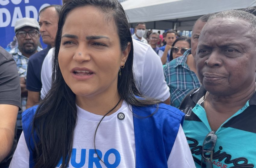 Prefeita Débora Regis anuncia pacote de obras e recapeamento asfáltico até dezembro