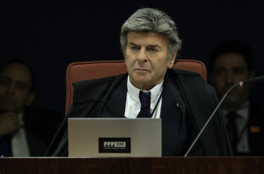 Voto de Fux no STF acende debate sobre competência e futuro do julgamento contra Bolsonaro