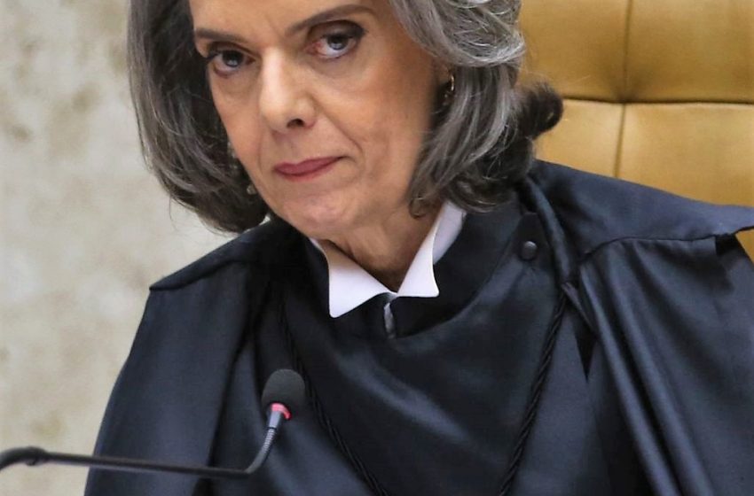 Voto de Cármen Lúcia pode selar destino de Bolsonaro no STF