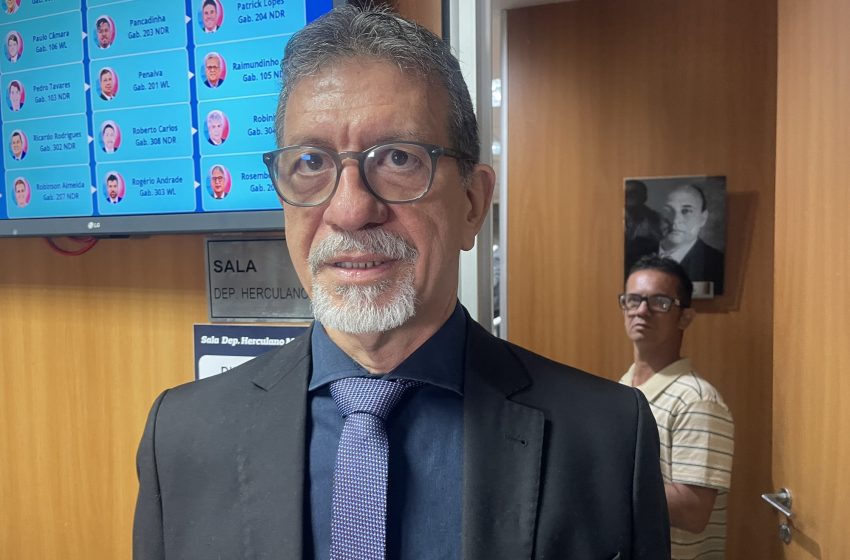 Afonso Florence critica PEC da Blindagem e alerta para risco à transparência pública