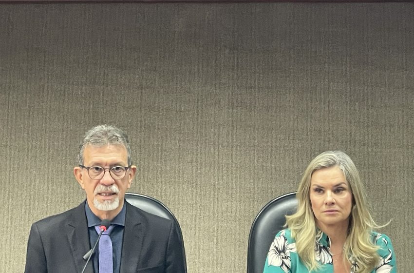Afonso Florence apresenta estágio do projeto da Ponte Salvador-Itaparica na ALBA