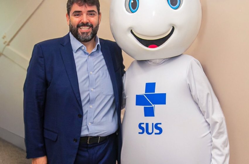 Adolpho Loyola celebra os 35 anos do SUS e destaca investimentos históricos na Bahia